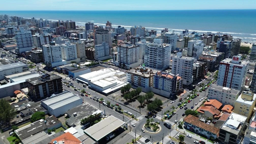 Vista aérea do entorno central de Capão da Canoa.